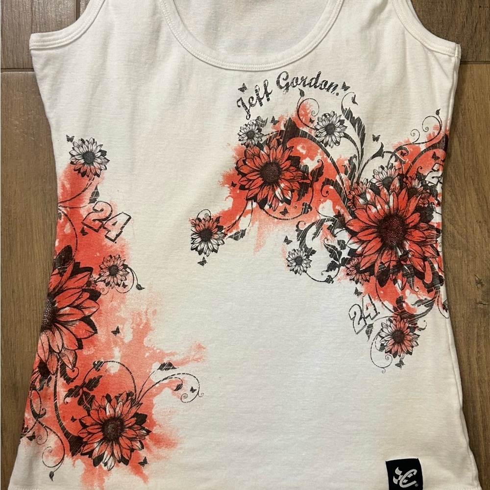 Chase Authentics Cream Sleeveless Floral Tank Top